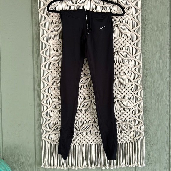 Nike Dri-Fit Leggings - Picture 1 of 5